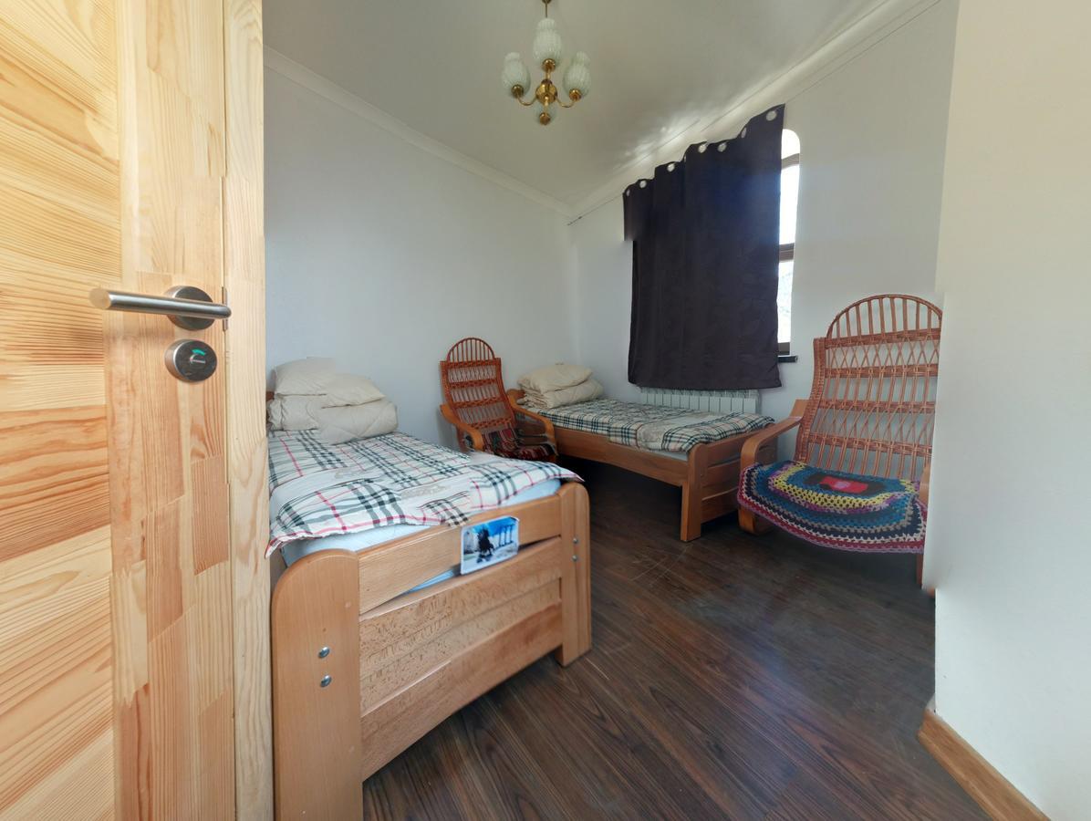 Hostel Mif Ivano-Frankivsk Luaran gambar